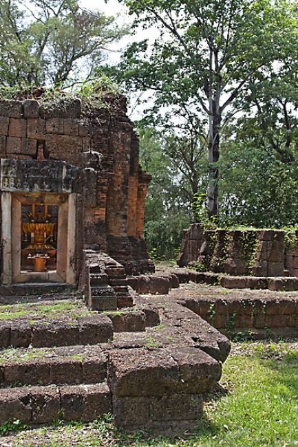 47-Prasat Prang Ku Somboon-022